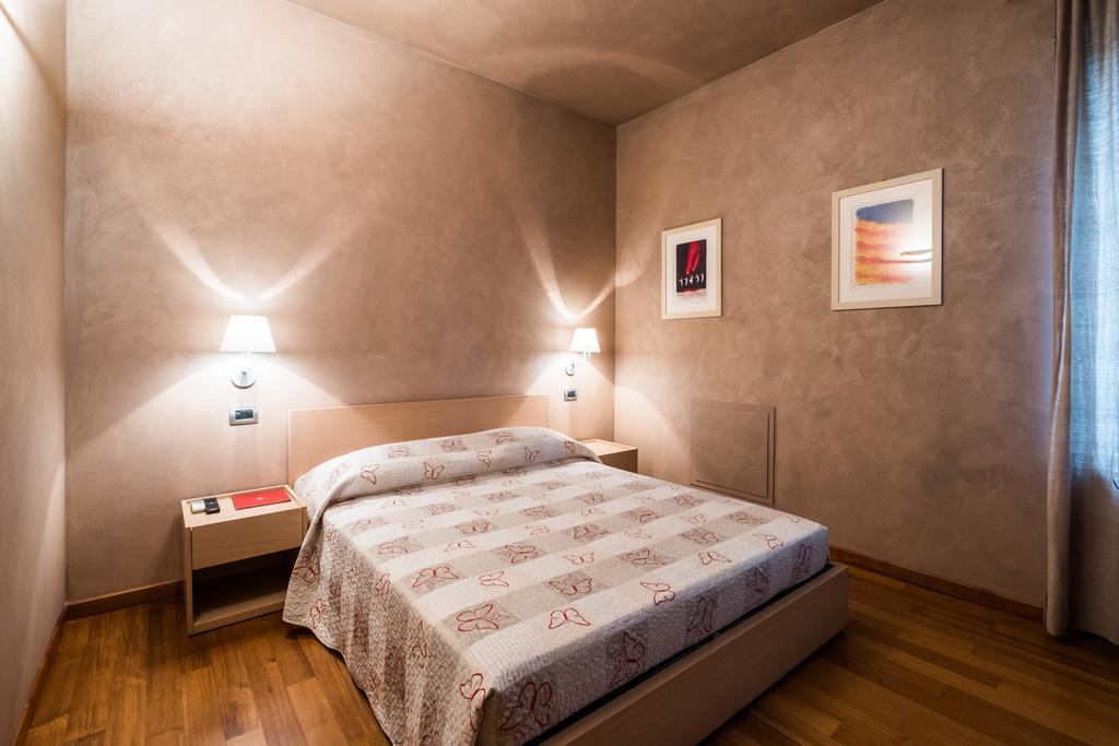 Relais 23 Hotel & Ristorante Castelnuovo Belbo Eksteriør bilde