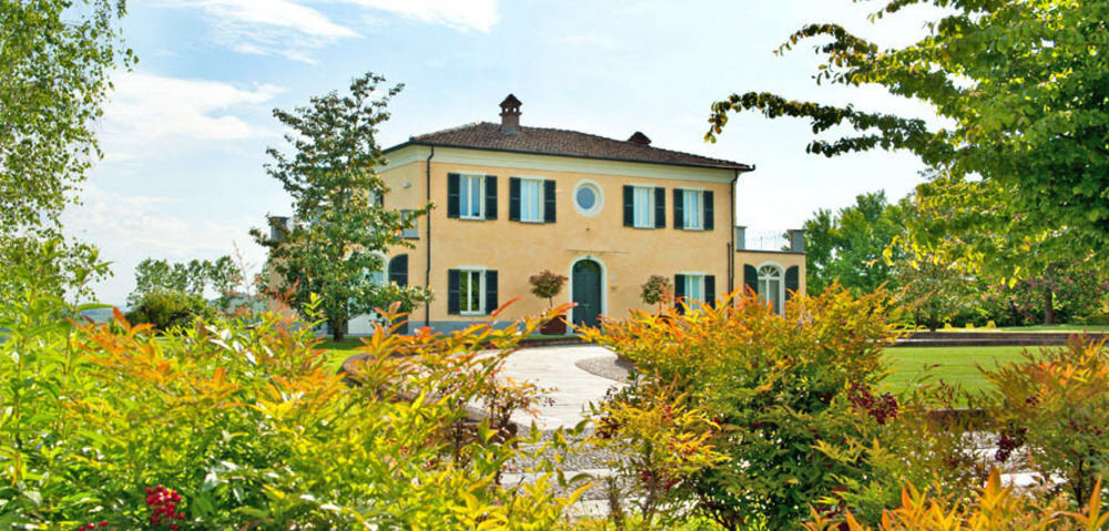 Relais 23 Hotel & Ristorante Castelnuovo Belbo Eksteriør bilde