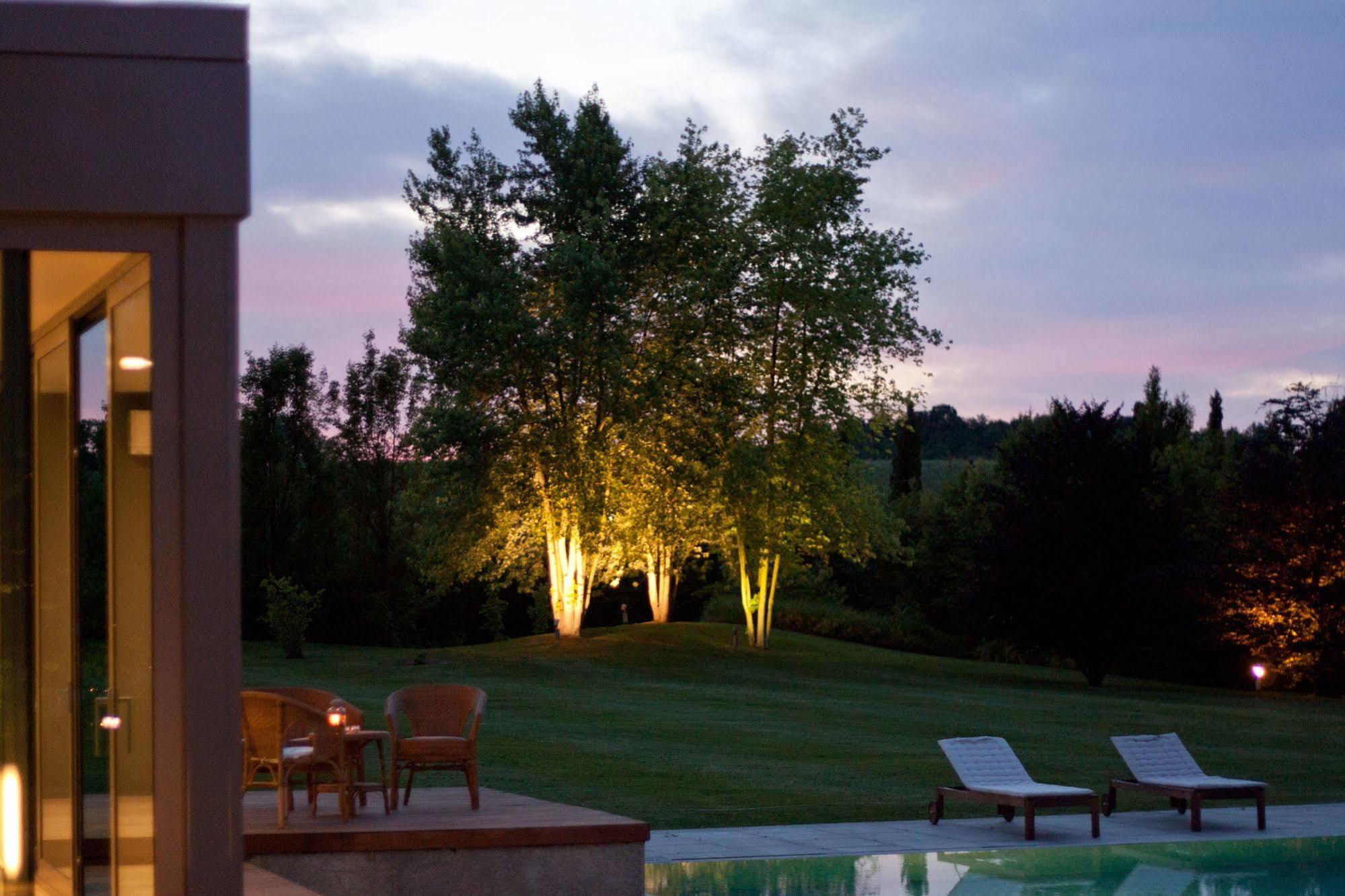 Relais 23 Hotel & Ristorante Castelnuovo Belbo Eksteriør bilde